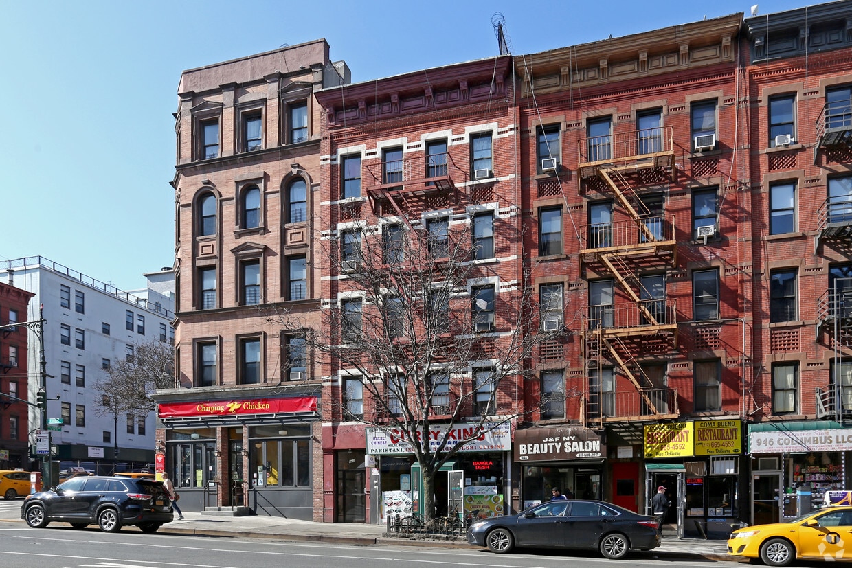 Building Photo - 942 Columbus Ave