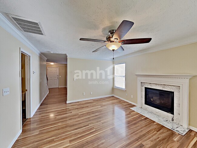 Building Photo - 329 Westminster Dr