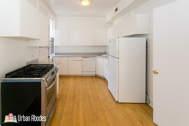 Foto del edificio - 4601 N Western Ave