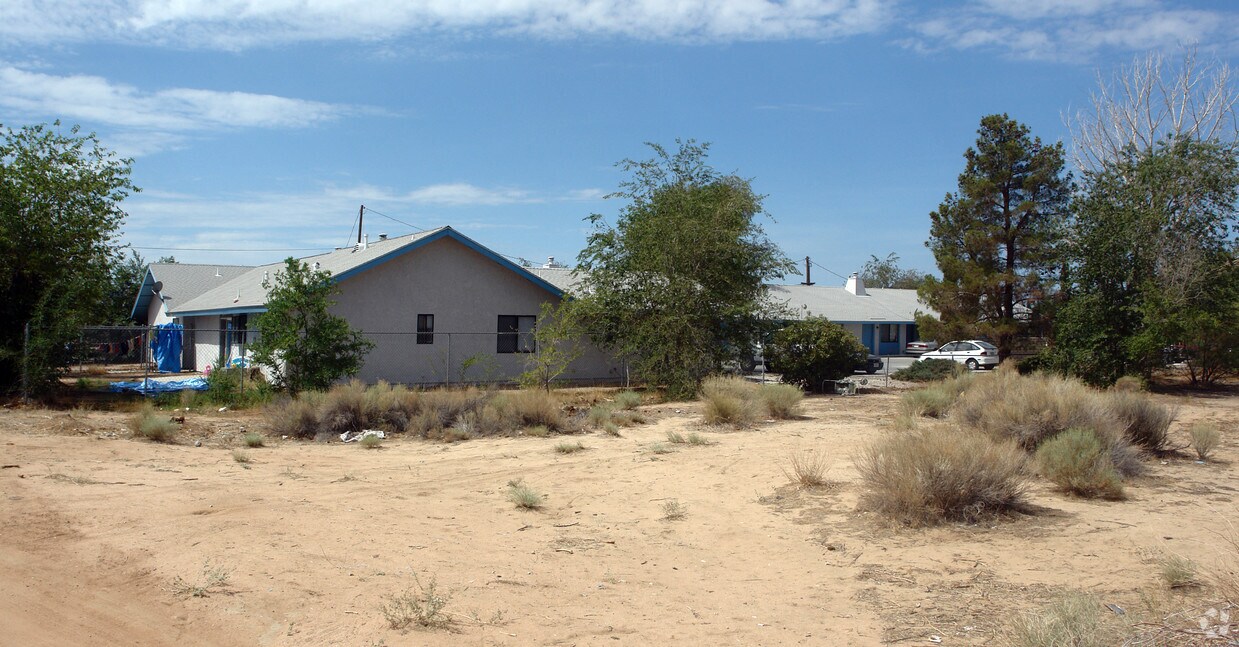 Building Photo - 13361 Navajo Rd