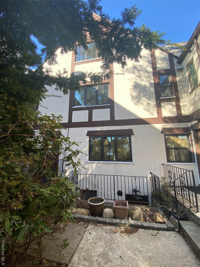 Whitestone Apartments For Rent