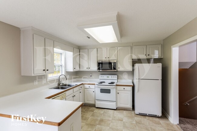 Foto del edificio - 305 Carly Ct