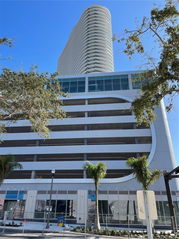 Foto del edificio - 400 Central Ave