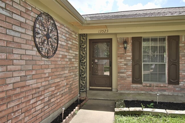 Building Photo - 13523 Harpers Bridge Dr