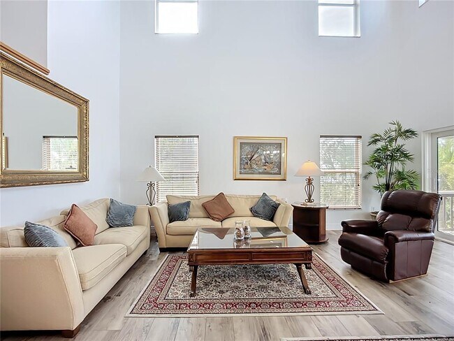 Foto del edificio - 2424 69th Ave W