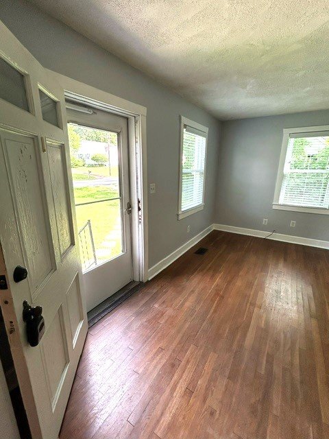 Foto del edificio - Charming 3-Bedroom South Nashville Rental with Hardwood Floors!