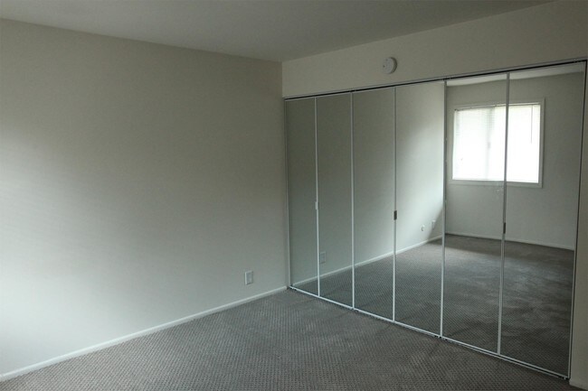 Foto del edificio - 1163 W Wilson St