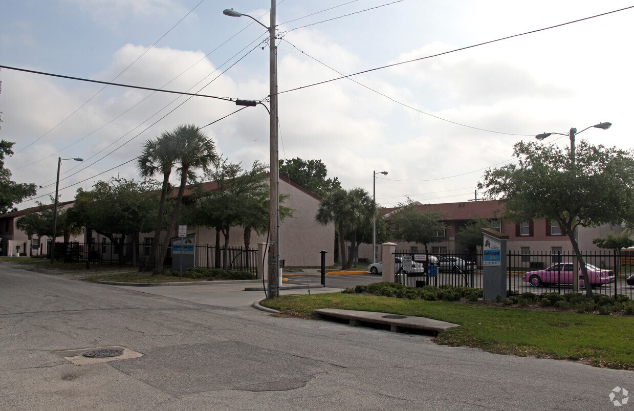 Oakhurst Square I Apartments in Tampa, FL