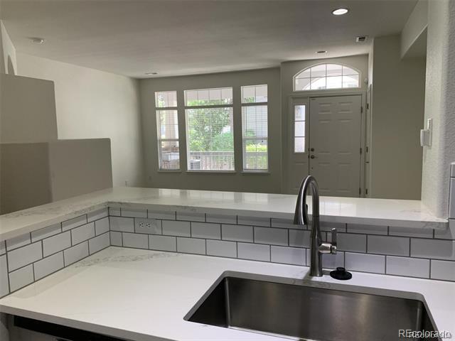 Foto del edificio - 8419 Stonybridge Cir