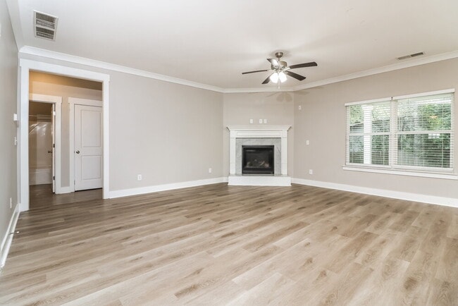 Building Photo - 2501 Kolb Manor Cir SW