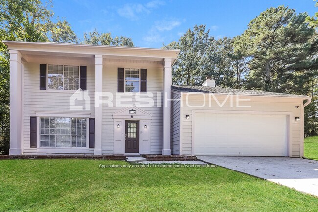 Foto del edificio - 7314 Woodland Circle