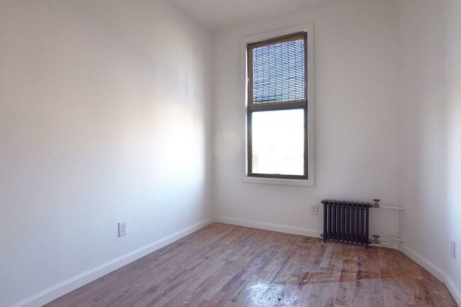 Building Photo - 67-06 64th St