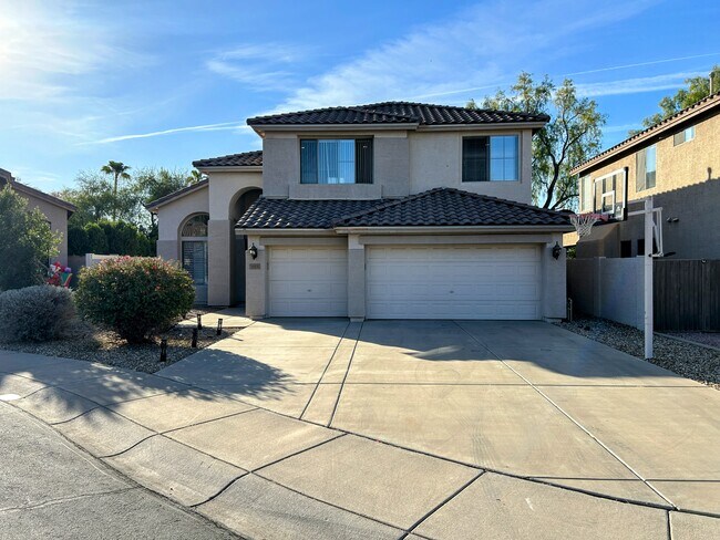 Building Photo - 5163 W Village Dr