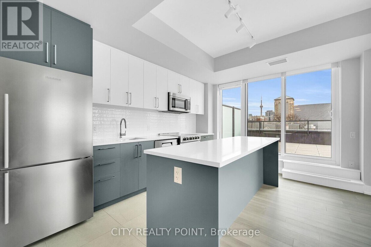 Primary Photo - 664-664 Spadina Ave.