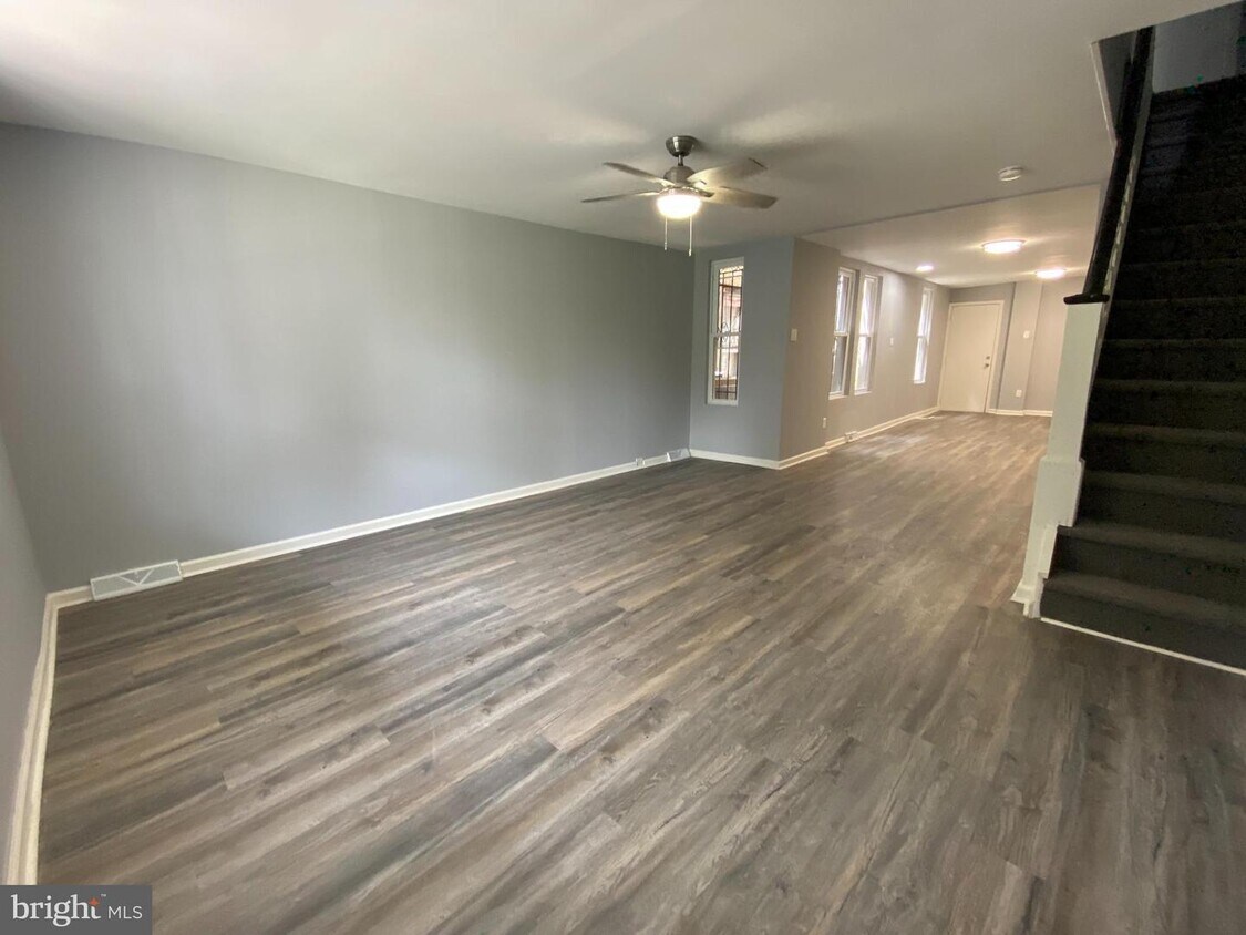 Foto principal - 6019 Upland St