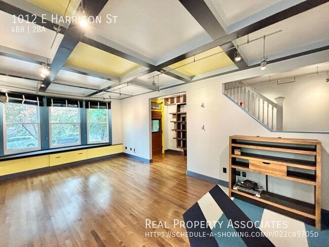 Building Photo - Capital Hill Charmer: Spacious 4-Bedroom H...