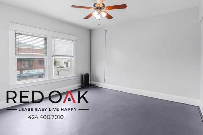 Building Photo - MOVE IN SPECIAL! Charming Remodeled Studio...