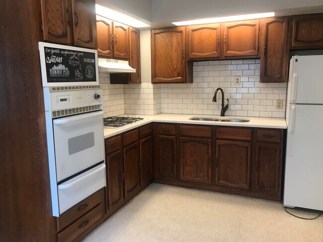 Foto del edificio - 2529 Johnson St NE