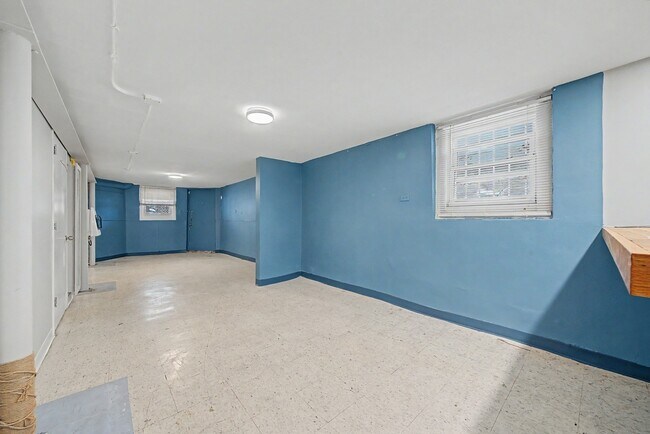 Foto del edificio - 2206 N Kostner Ave