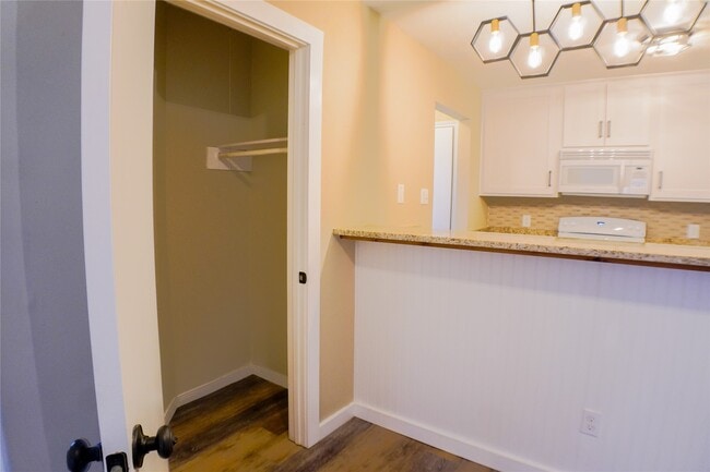 Foto del edificio - 2401 Sycamore Ave