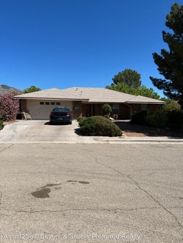 Primary Photo - 4 br, 2 bath House - 2476 Cherry Hills Dr.