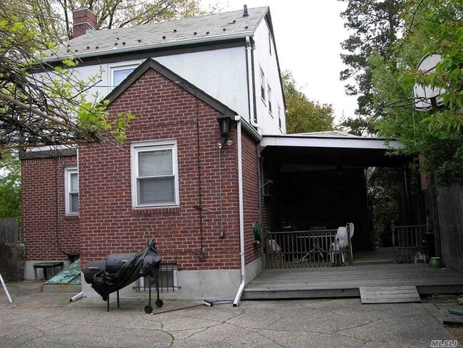 Building Photo - 144-10 Coolidge Ave