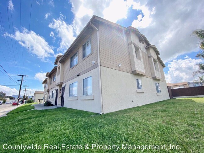 Foto del edificio - 681-681 Chamberlain Ave