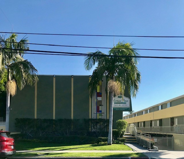 Foto del edificio - Cornuta Pines Apartments