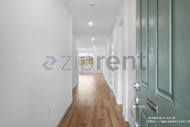 Foto del edificio - 6006 Driver Ct