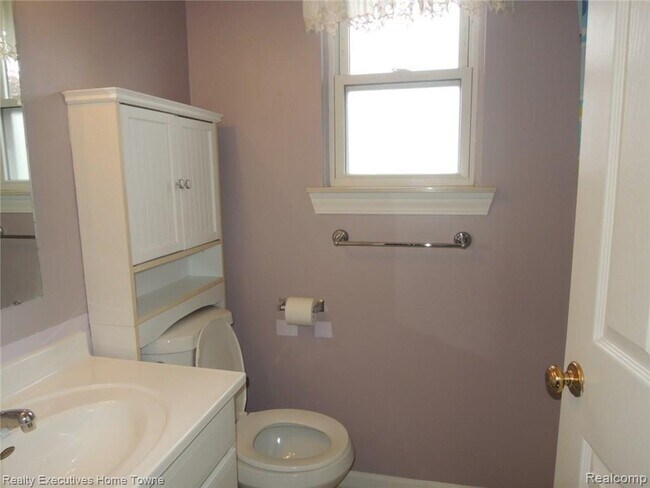 Foto del edificio - 2622 Maple St