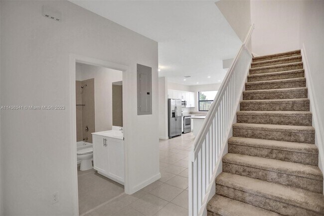 Foto del edificio - 12909 SW 234th St