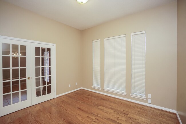 Building Photo - 9914 Clear Meadow Ln