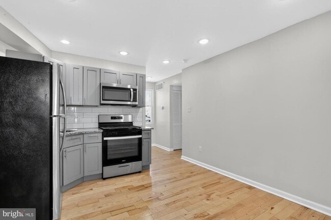 Building Photo - 2604 Frankford Ave