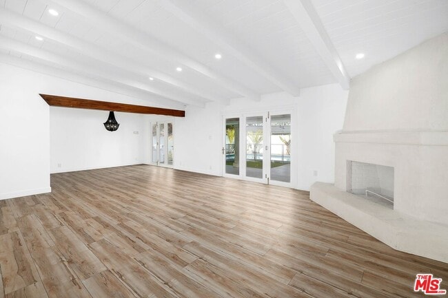 Foto del edificio - 5614 Ponce Ave