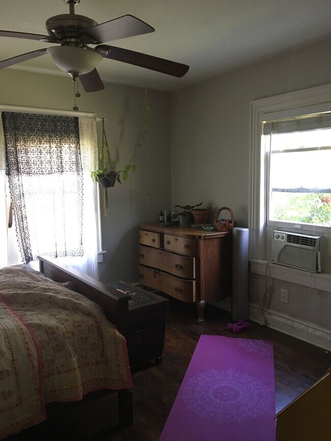 Foto del edificio - Cozy 1 Bedroom/ 1 Bath Unit in East Nashville, Close to Shelby Bottoms and Five Points, W/D included
