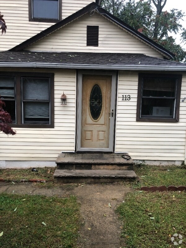 Apartments For Rent in Belford, NJ with Hardwood Floors 2 Rentals