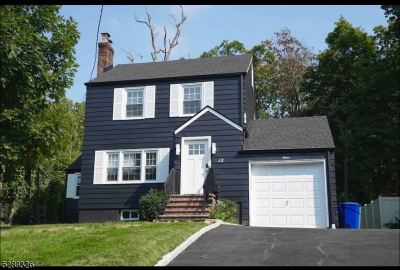 Primary Photo - 12 Sycamore Ave