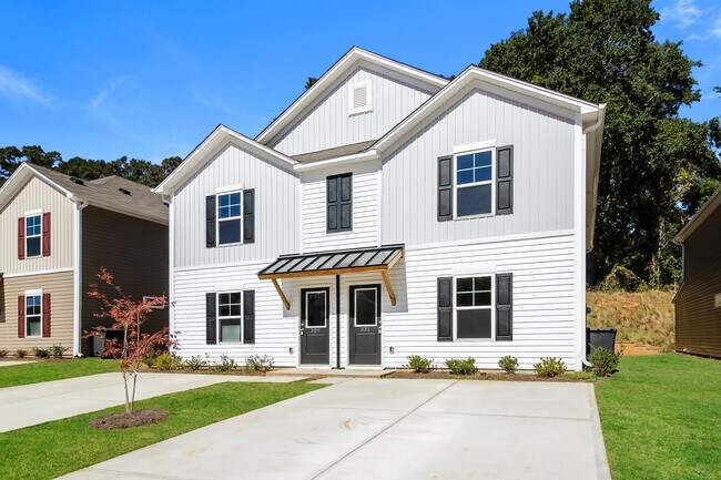 Building Photo - 331 Noble Ln