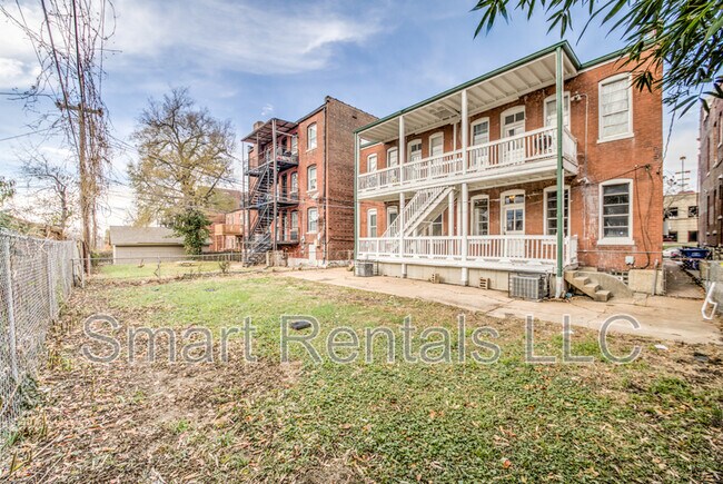 Foto del edificio - 3634 Shaw Blvd