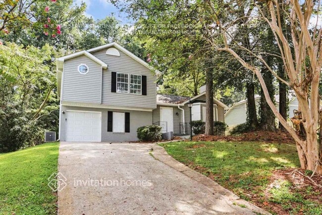 Building Photo - 3728 Adamsville Dr SW