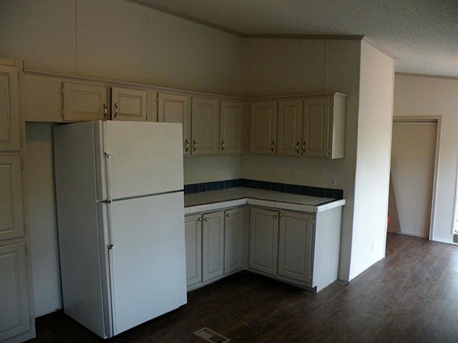 Building Photo - 1280 Keeland Ln
