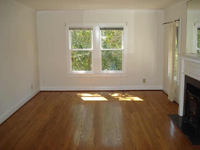Building Photo - 1806 Vassar St