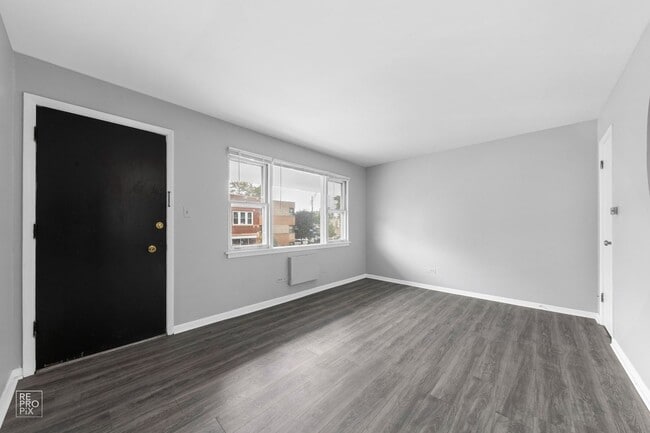 Building Photo - 2600 S 59th Ave