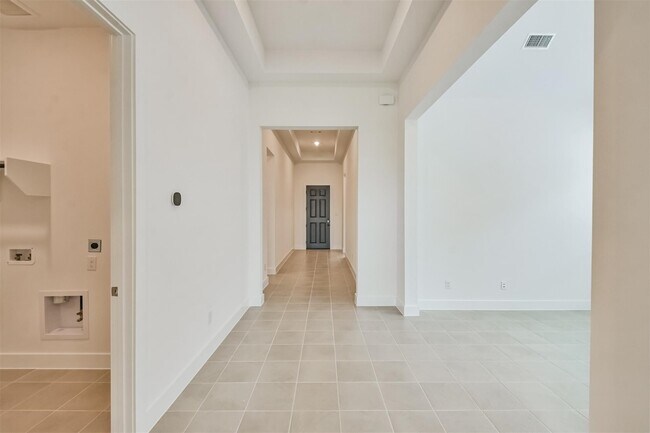 Building Photo - 7216 Stillmeadow Grv Dr