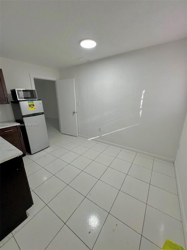 Foto del edificio - 15741 NW 40th Ct