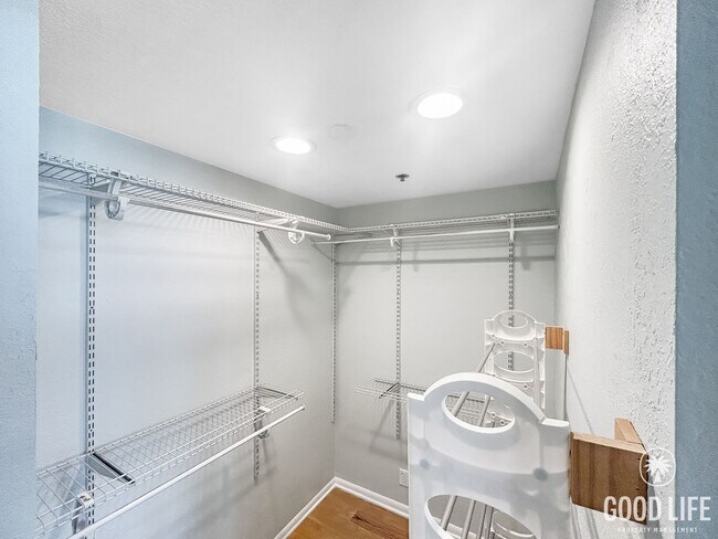 Foto del edificio - Beautiful Studio in North Park with Walk-I...