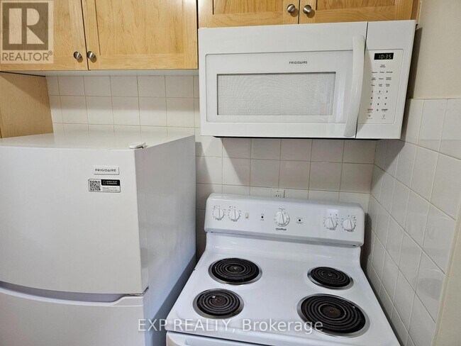 Photo du bâtiment - 86-86 Caledonia Rd