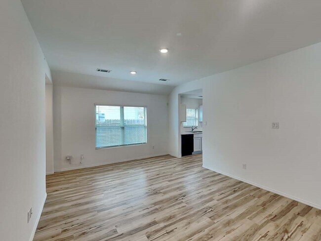 Foto del edificio - 6171 Dunsmore Cyn Ln