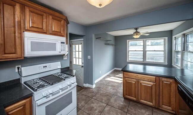 Foto del edificio - 6841 Washburn Ave S