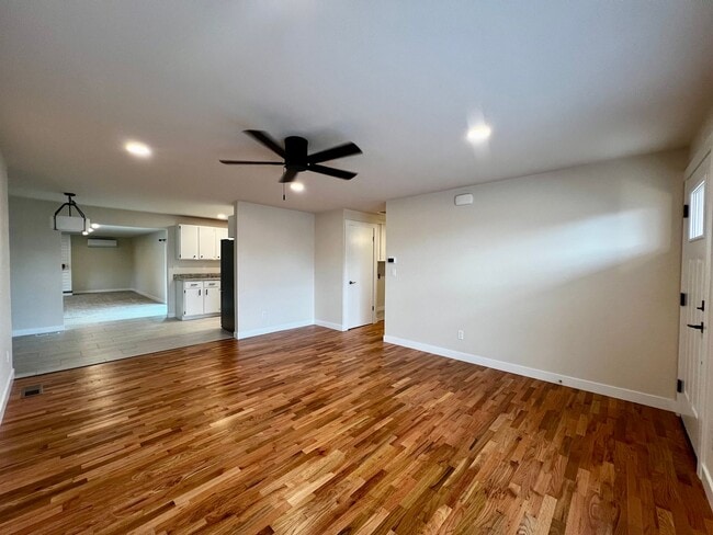 Building Photo - Non-Refundable & Security Deposit Total: $2400.00